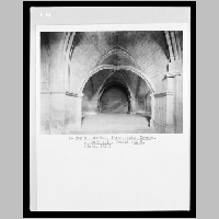 Krypta, 2. Joch v. W., Blick von S, Foto Marburg.jpg